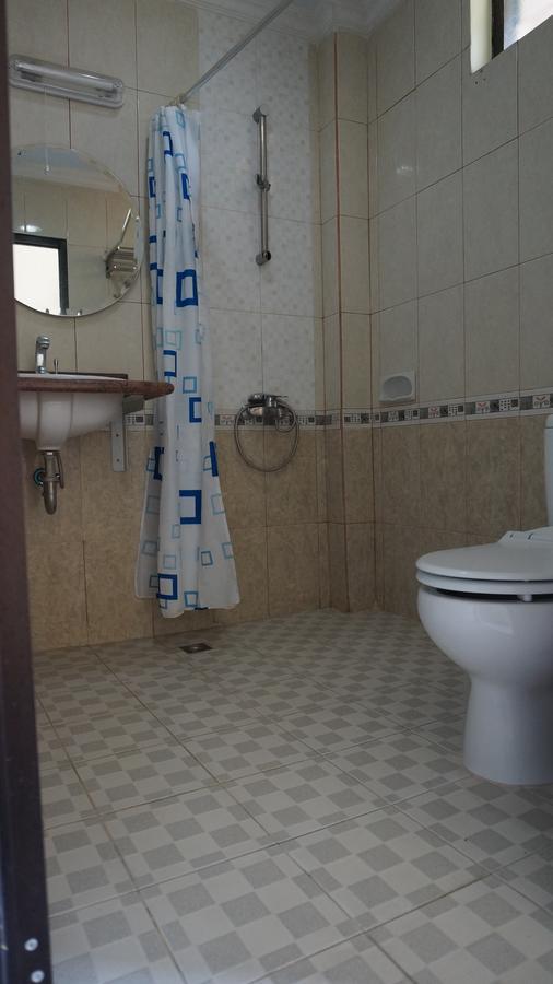 Hotel Surya Indah Batu Malang エクステリア 写真